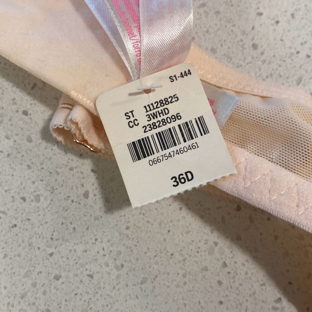 Victoria’s Secret push-up bra size 36D - Picture 7 of 9